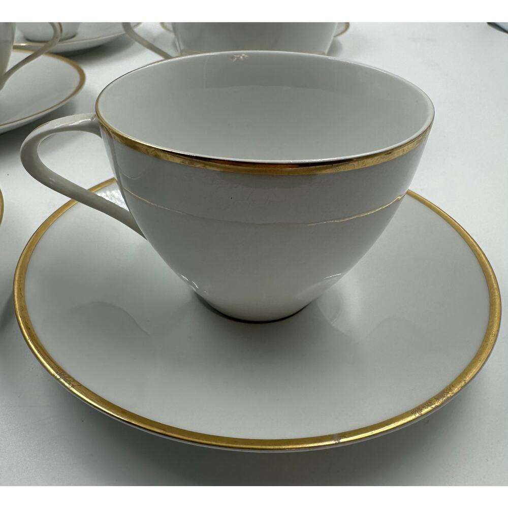 Vintage Czechoslovakian Set of 6 Cups and Saucers circa 1962 - Picture 2 of 4